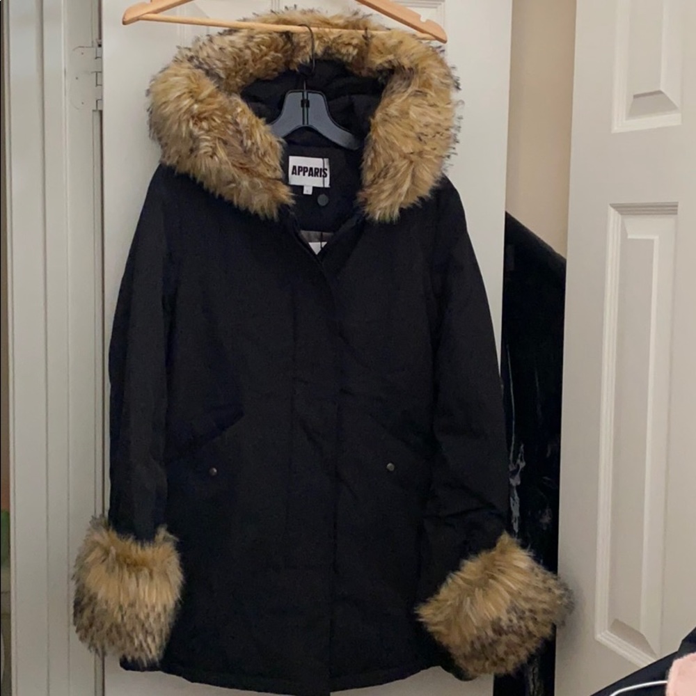 Apparis faux fur coat- Black size L- brand new - Picture 3 of 8